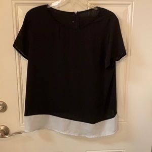 Wells Grace Women’s Tunic Top, Large, Zippered Back at neckline